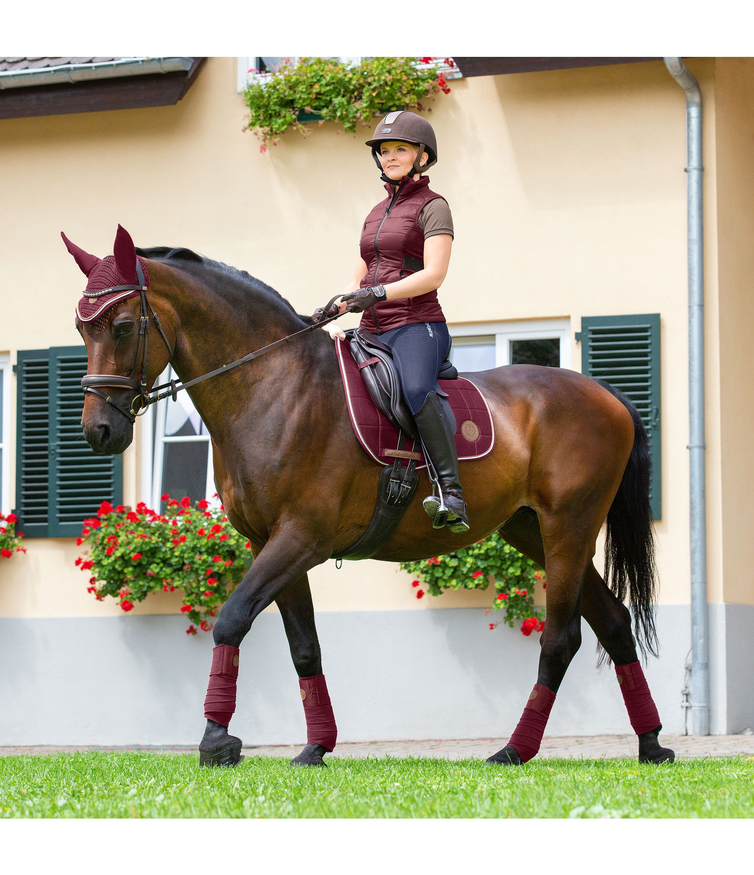Mesh-Schabracke Timeless Elegance