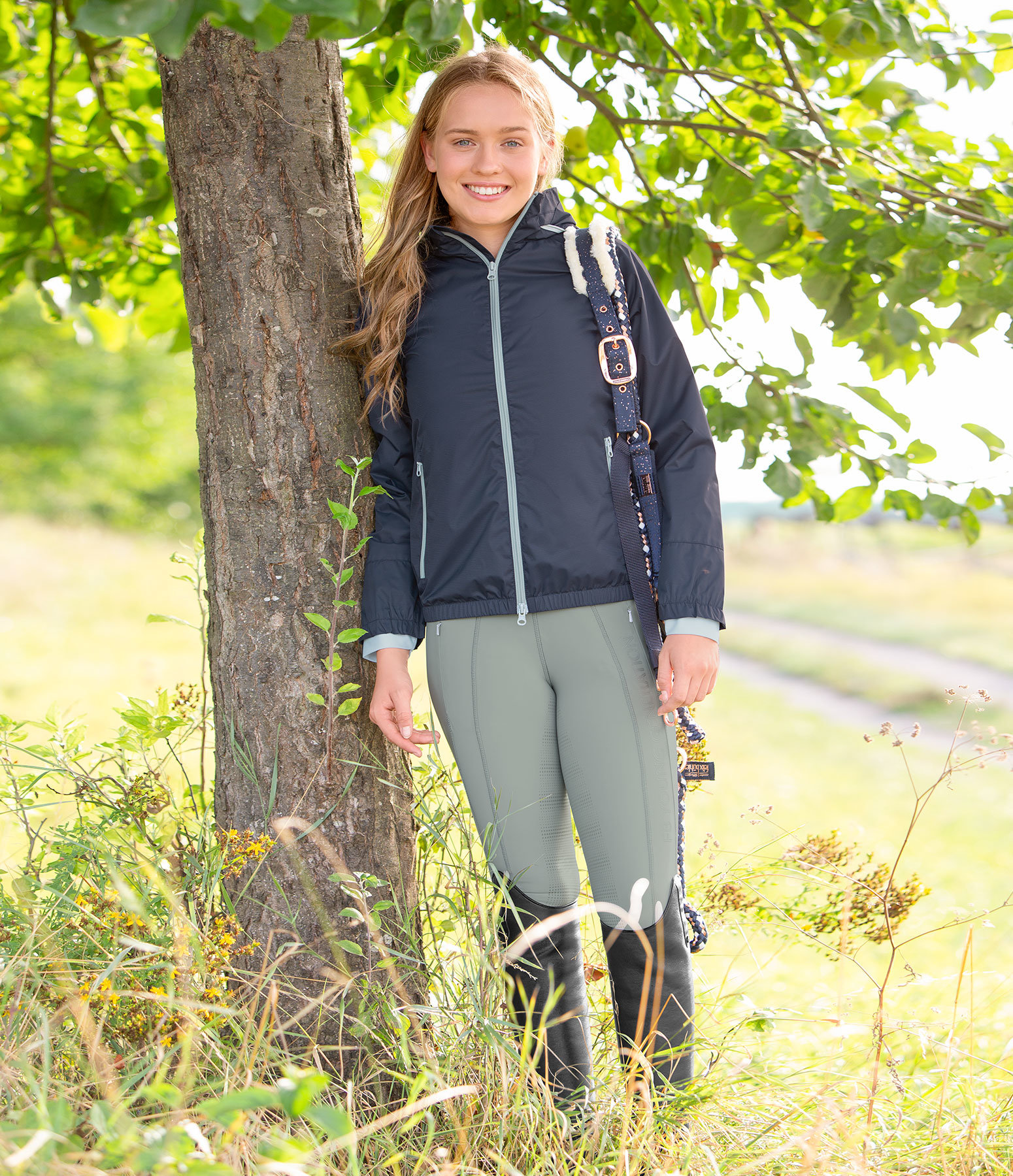 Kinder-Outfit Deja in graublau