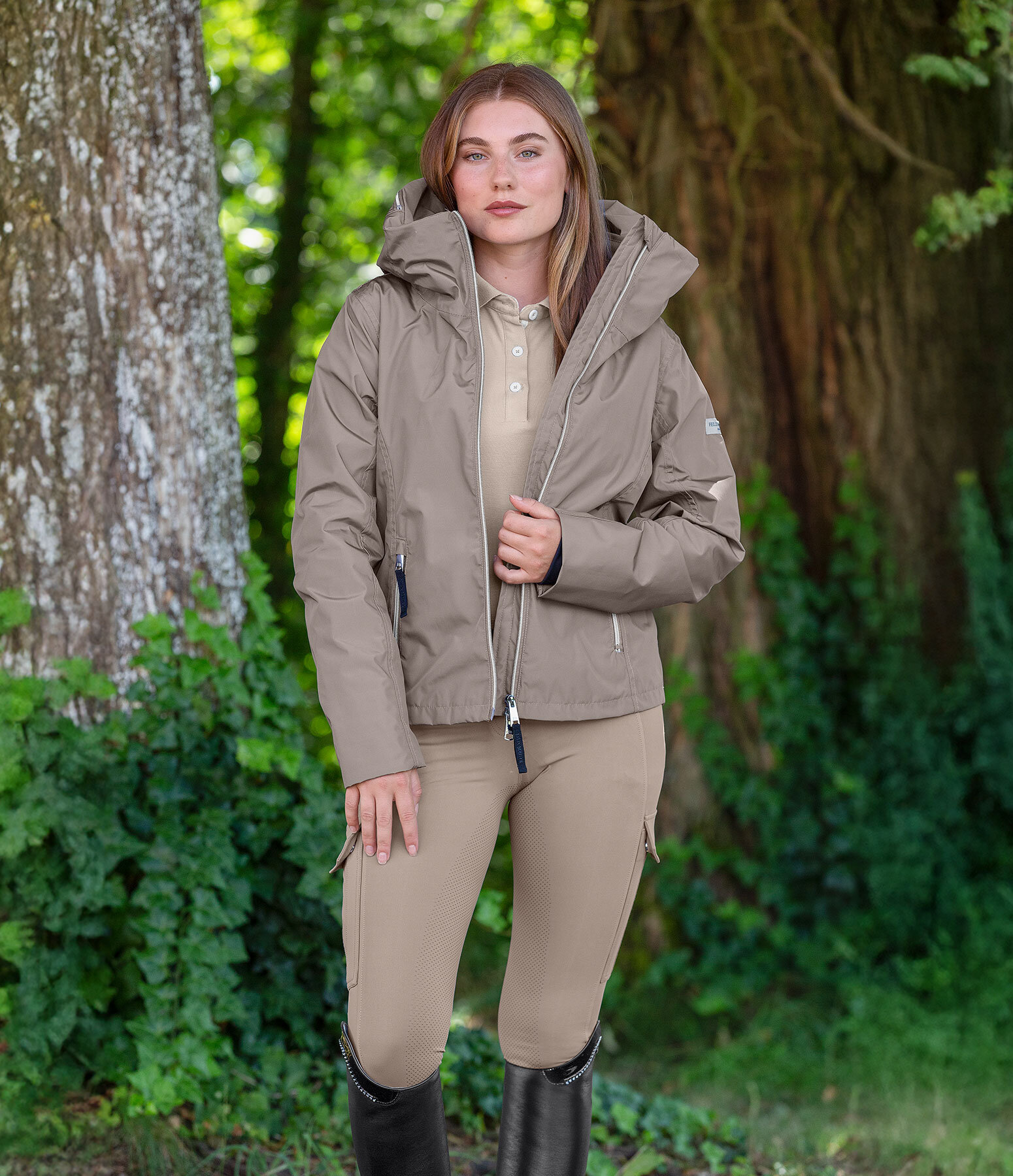 Damen-Outfit Hanne in walnusss