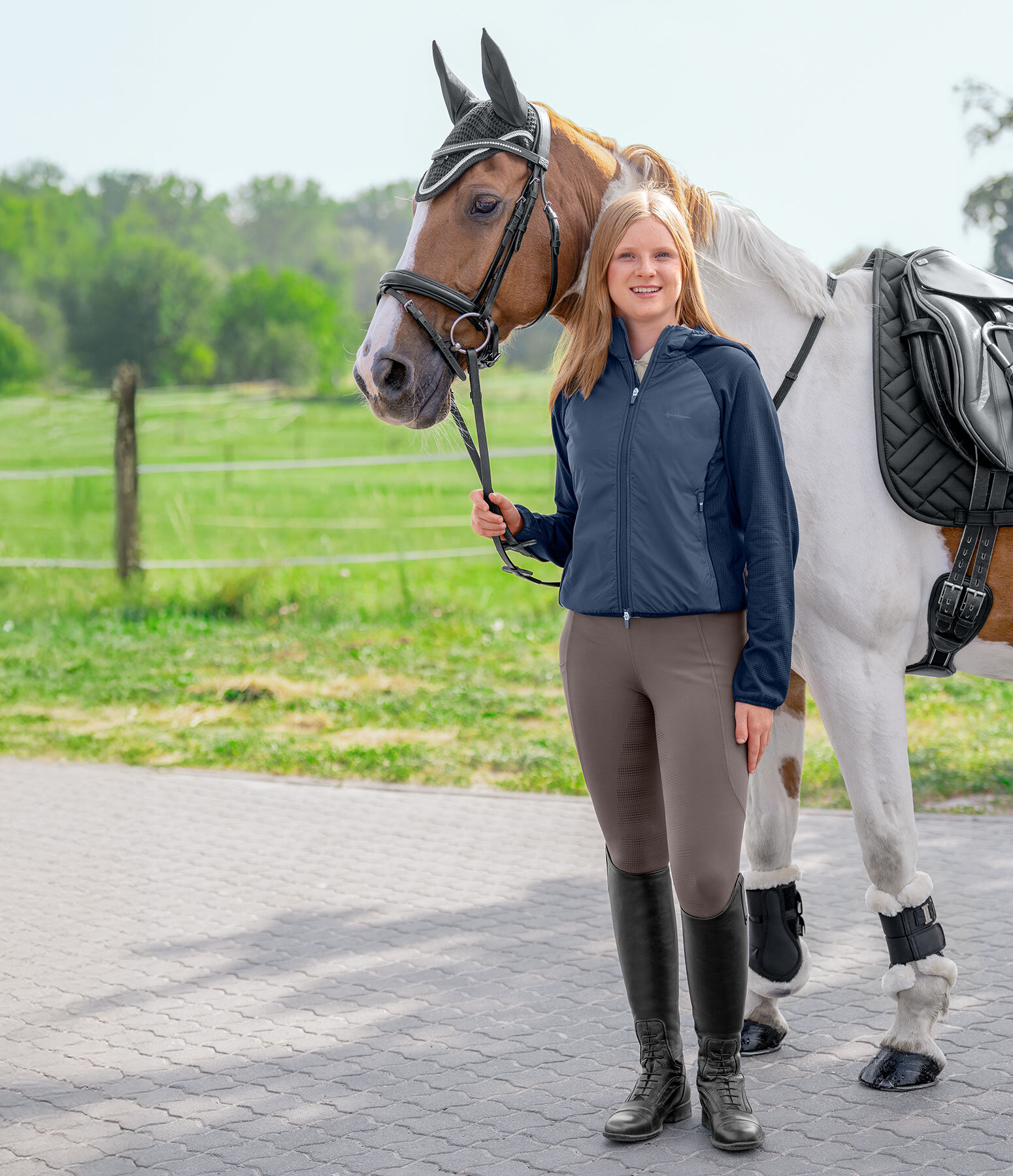 Kinder-Outfit Jola in navy