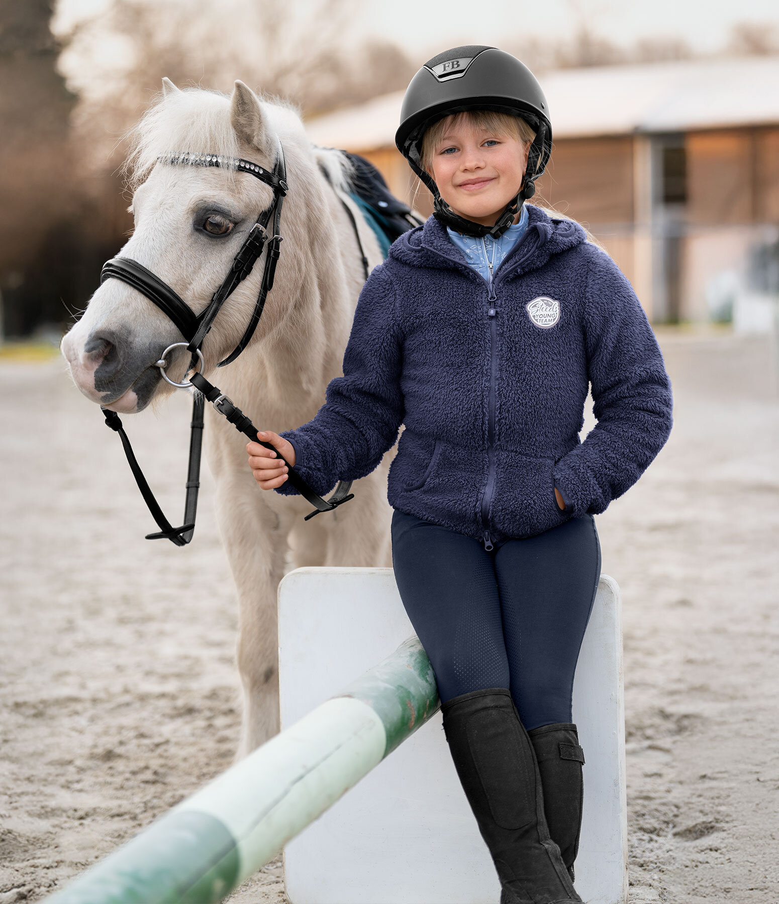 Kinder-Outfit Irma in marine