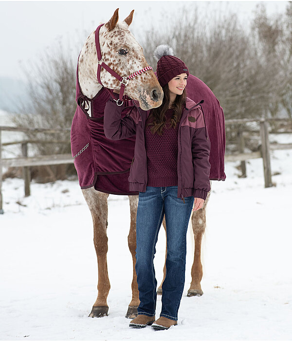 Western-Outfit Leila in plum