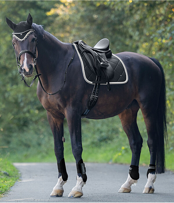 Outfit Primary in schwarz